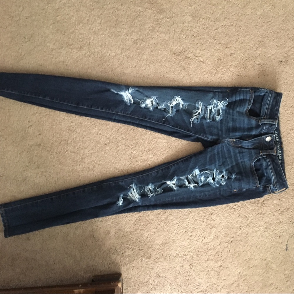 American eagle super stretch ripped jeans