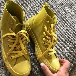 Converse waterproof sneaker