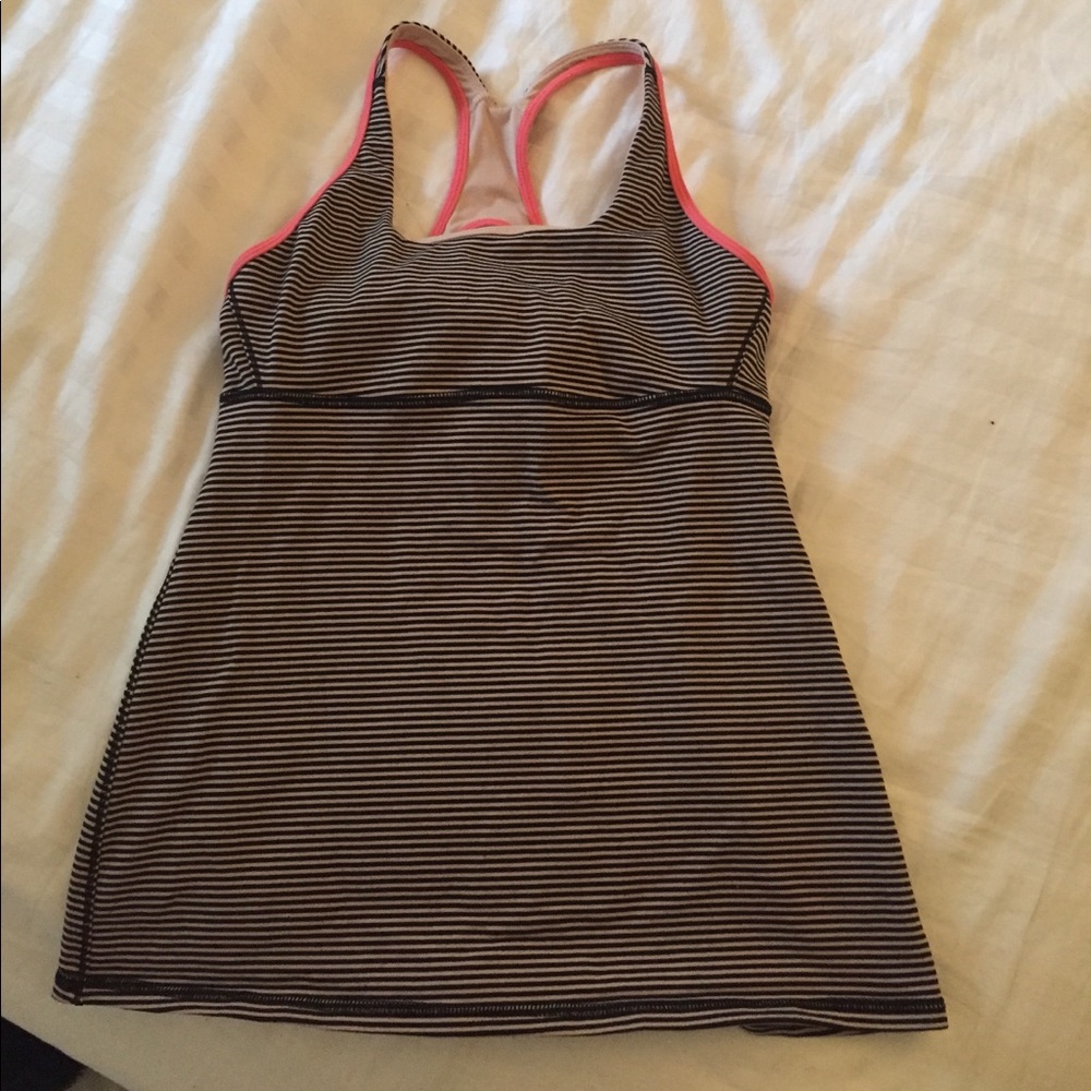 Lululemon tank