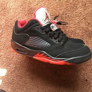 Jordan 5s lows