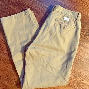 Vineyard Vines Khaki Pants 32 x 30