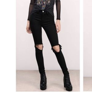 Black distressed jeans