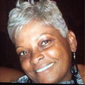 Meet your Posher, Sallie