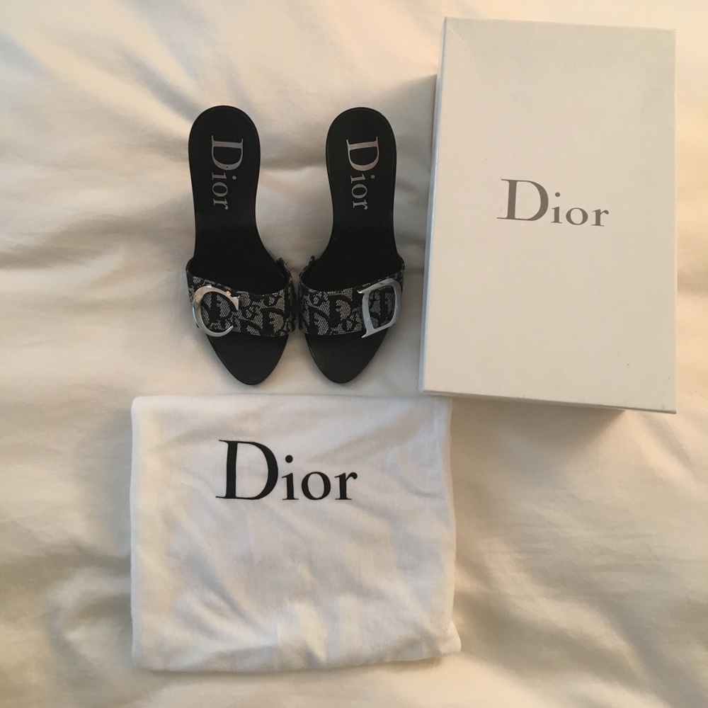 Christian Dior logo charm heels