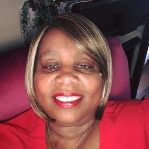 Meet your Posher, Beverly