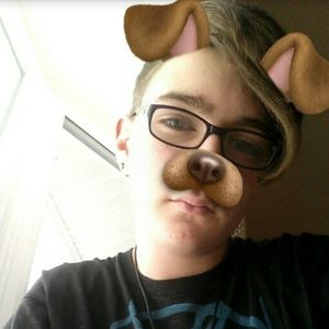 Meet your Posher, Devin