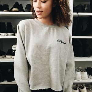 VINTAGE NANCY CROPPED SWEATSHIRT