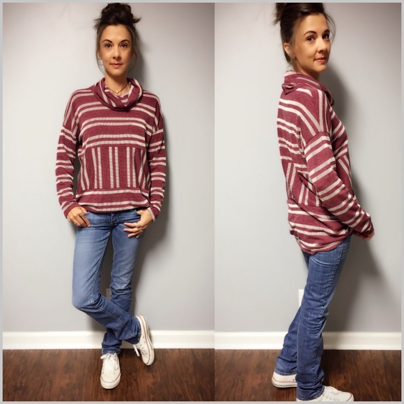 Burgundy Striped Turtleneck Pullover Top - Picture 5 of 8