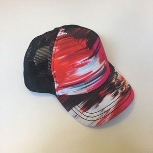 EUC lululemon whatSUP hat. pink, blue, white, red.