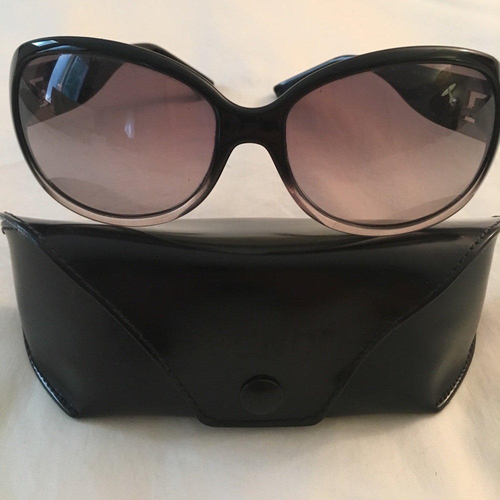 Black Fendi sunglasses