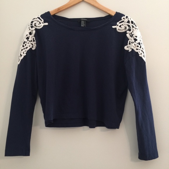 Forever 21 Tops - 🔴BUNDLE ONLY🔴 Forever 21 Crop Top