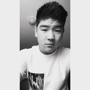 Meet your Posher, Zachery