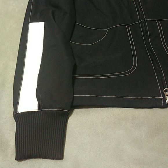 Nike Hooded Zip Up Jacket - Picture 3 of 8