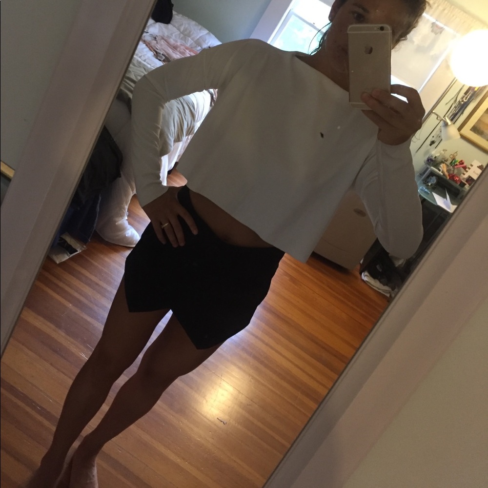 Long sleeve white crop
