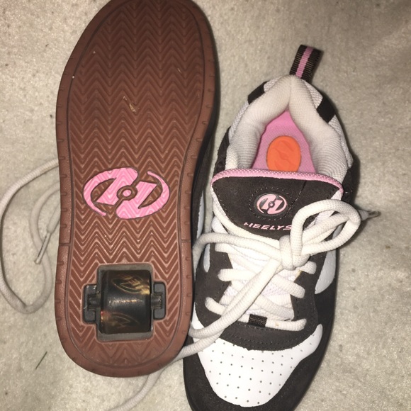 HEELYS FOR GIRLS GOOD CONDITION - Picture 4 of 4