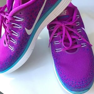 Nike Free Run Distance - Women's Size 9.5