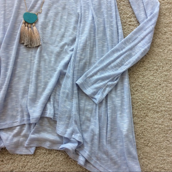 🌻1 SIZE SM🌻Light Blue Long Sleeve Tunic - Picture 7 of 8