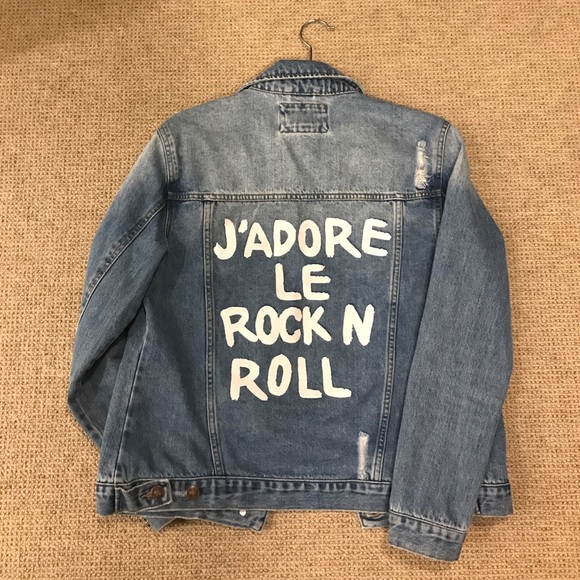 Forever 21 Jackets & Blazers - Forever 21 distressed denim Jean jacket