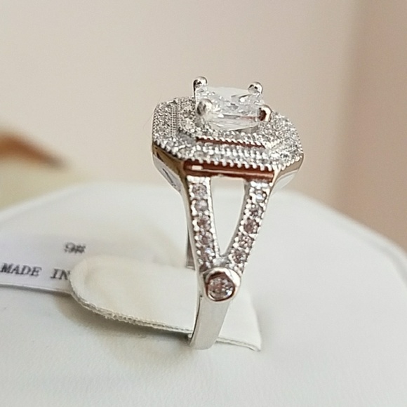 14k Gold plated Princess cut Engagement Ring sz 9 - Picture 4 of 8