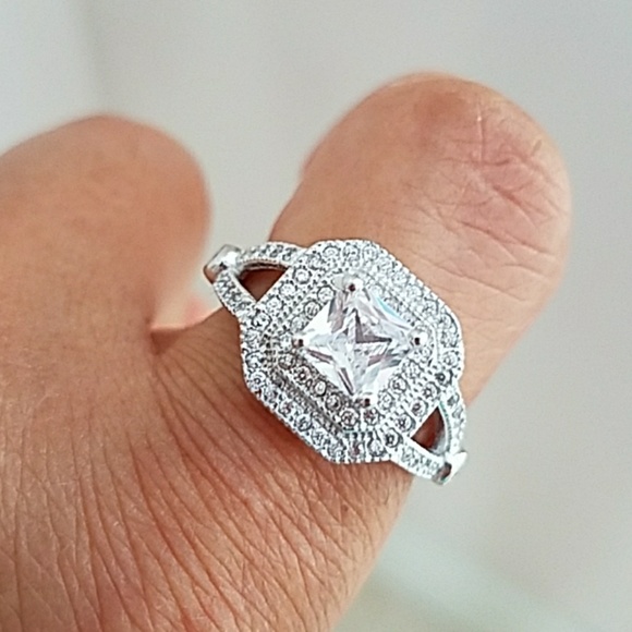 14k Gold plated Princess cut Engagement Ring sz 9 - Picture 7 of 8