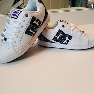 Practically Brand New DC Shoes!!!!