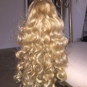 Magic Touch Curly Clip in Wig