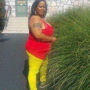 Meet your Posher, Loretta