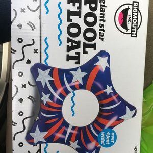 BigMouth Giant Star Pool Float
