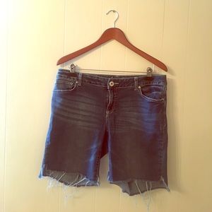 I.N.C. Cut off shorts