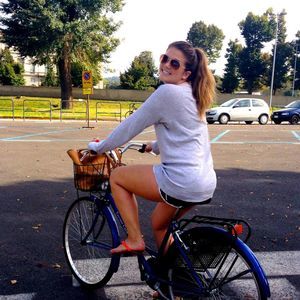 Meet your Posher, Dakota