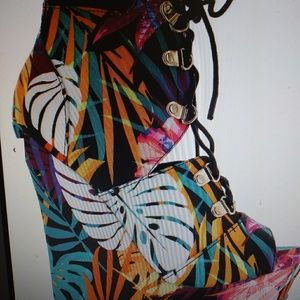 Multi colored wedges