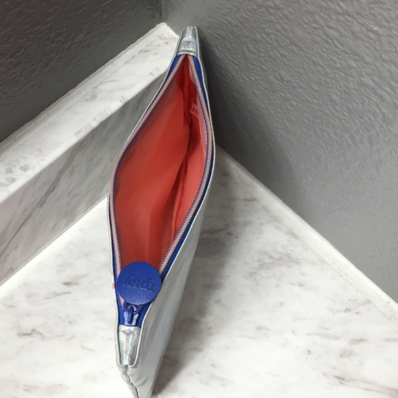 💼 Ipsy cosmetic bag 💼 - Picture 3 of 3