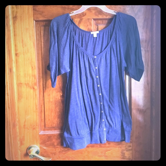 Adorable Lightweight Sweater - Picture 1 of 3
