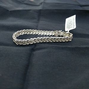 Diamond wave bracelet 1 c.t. t.w.
