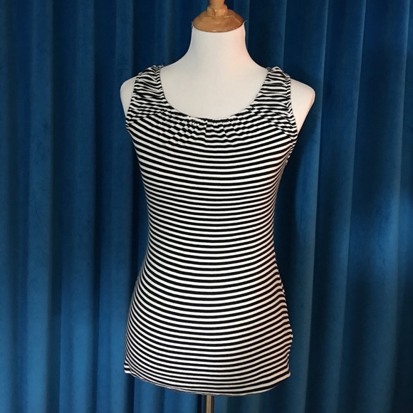 Anthropologie Tops - VGUC ANTHROPOLOGIE tank