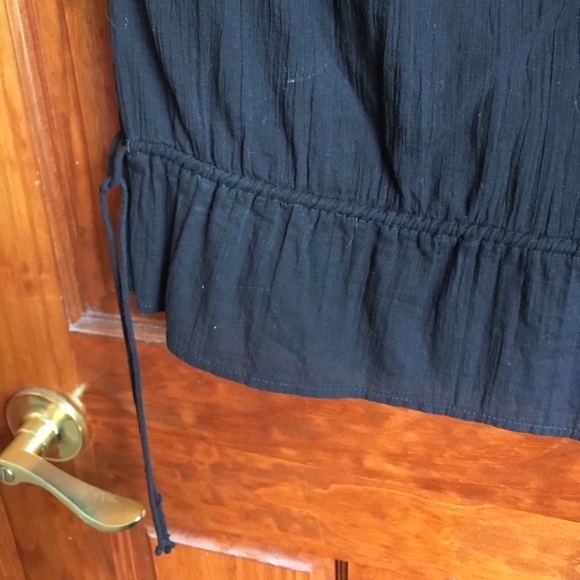 Sheer Detailed Black Top♥️ - Picture 4 of 4