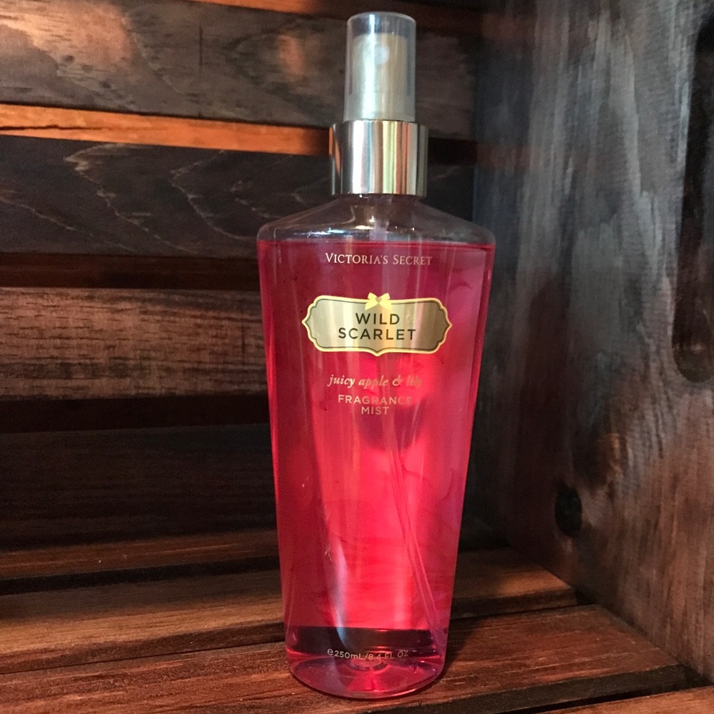 NWT  Discontinued Wild Scarlet -Victoria's Secret