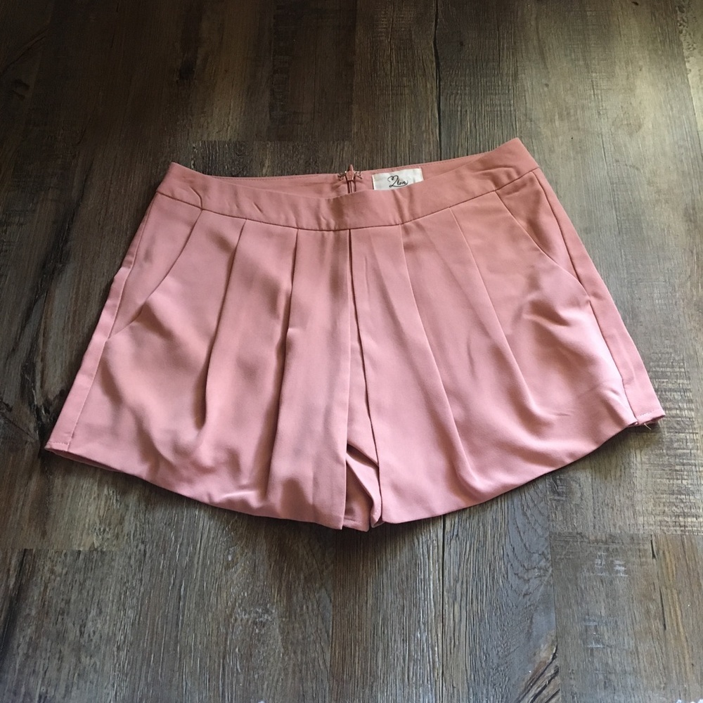 Blush shorts