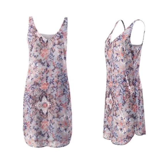 CAbi Dresses & Skirts - Cabi Fresco slip dress with pockets