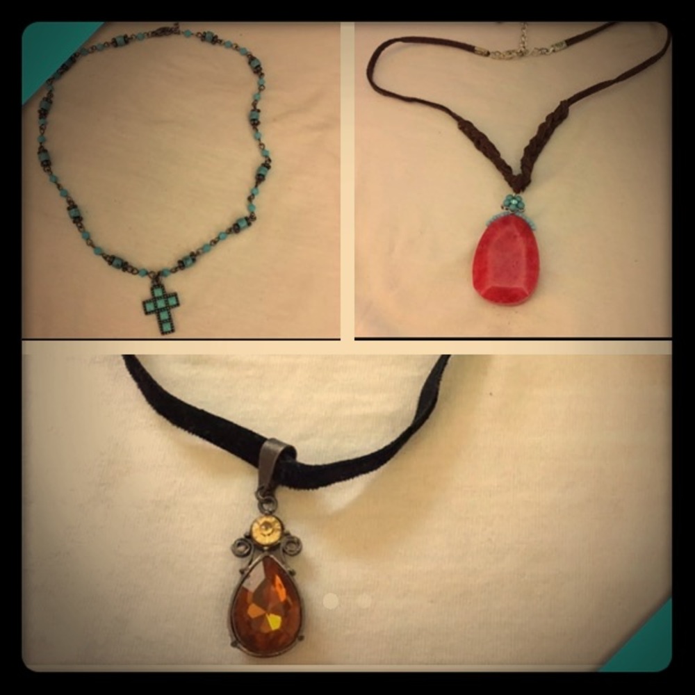 Set Of 3 Chokers 💕Bundle Me💕