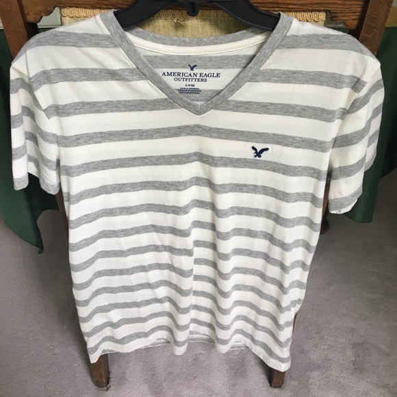 American Eagle Outfitters Other - Used American Eagle Outfitters v-neck striped tee