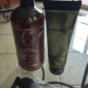 Wen cleansing conditioner and styling creme.