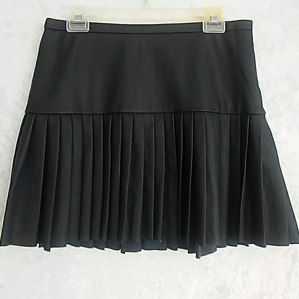 Faux leather express skirt