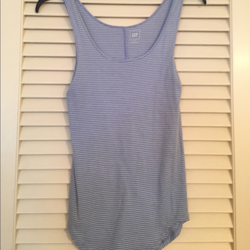 Lue and white striped tank top