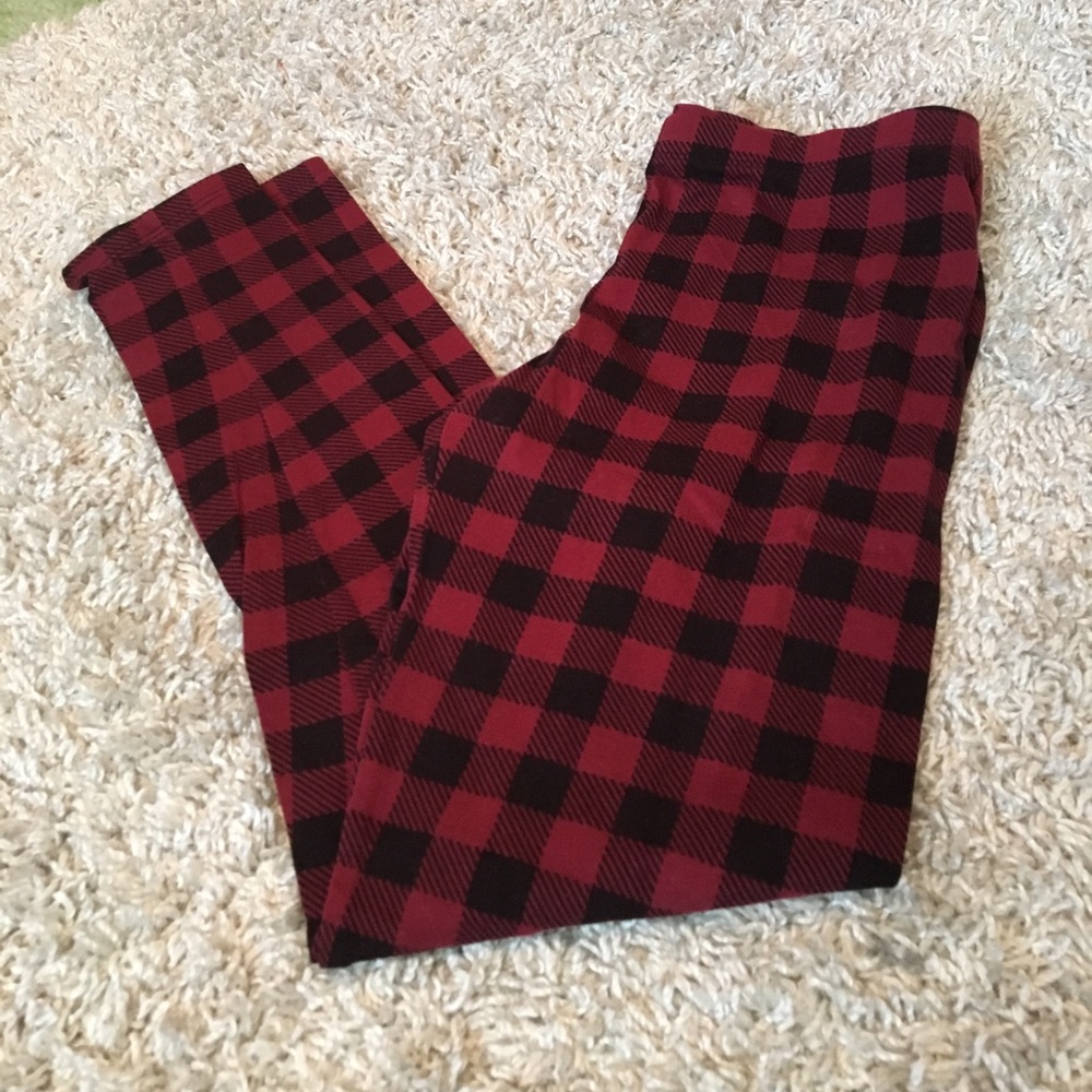 Red and black forever 21 leggings