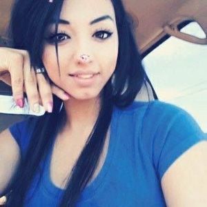 Meet your Posher, Lena