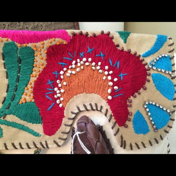 Floral beaded tote - Picture 3 of 7