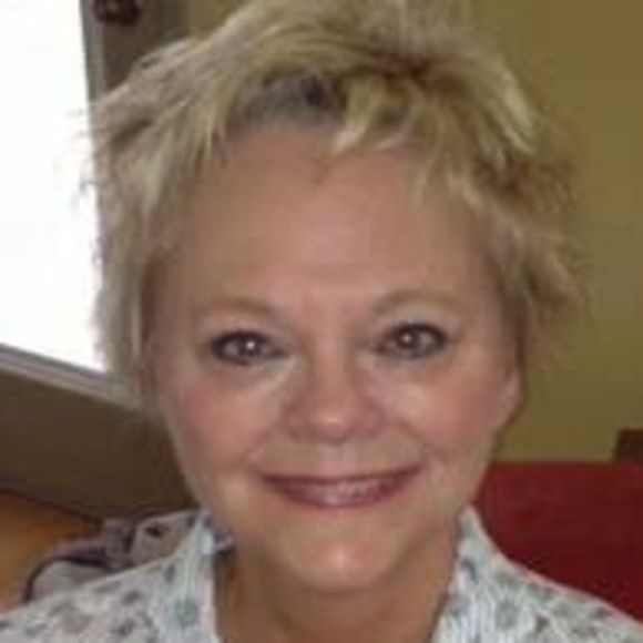 Meet your Posher, Becky - Picture 1 of 1