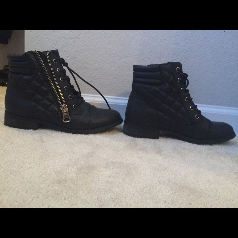 ALDO Size 7 1/2 Boots Never Worn