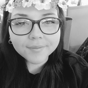 Meet your Posher, Daniella